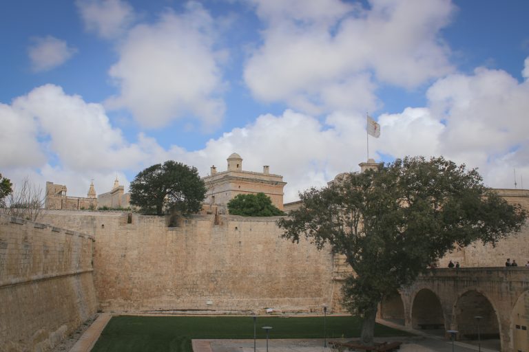 Fotografie de strada in Mdina Malta - Alexandru Hertug